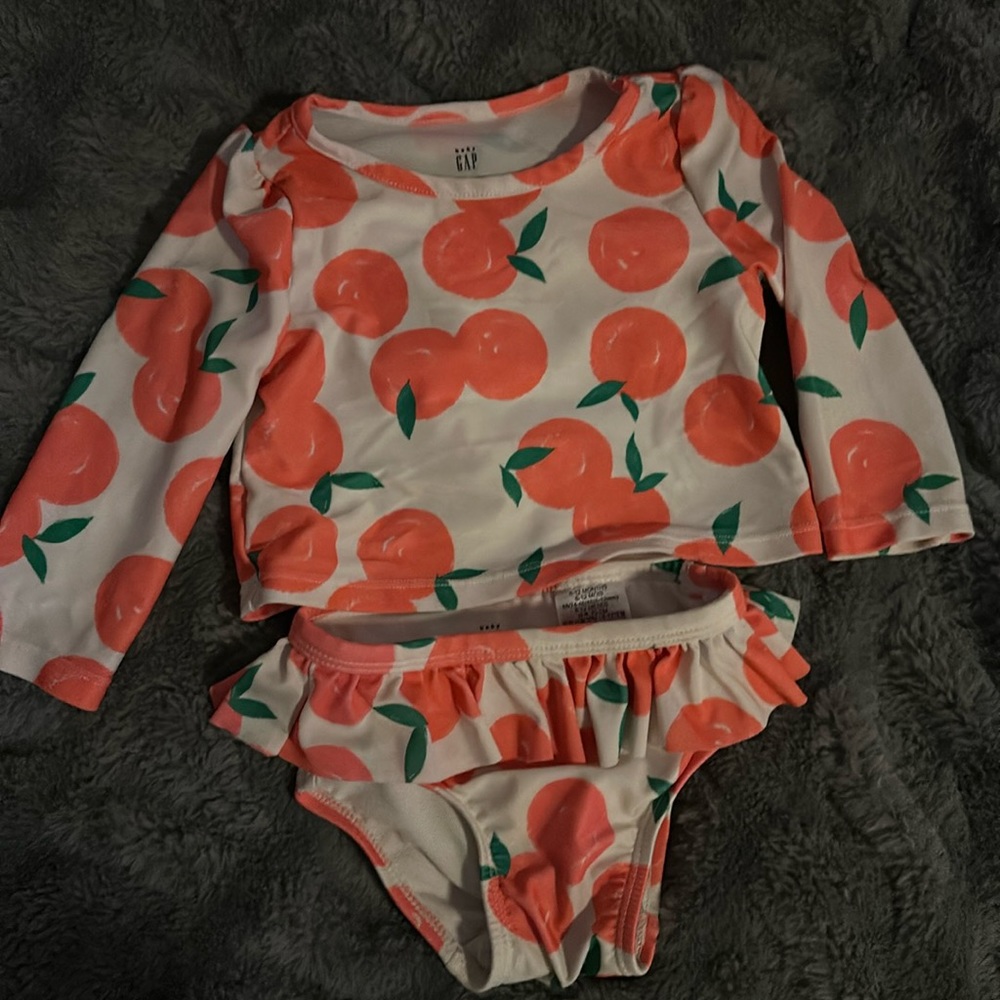 Gap bathing suit